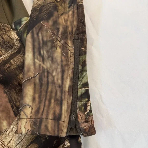 Field & Stream Realtree Camo Softshell Jacket Mens L Zip Hydro No Scent Hunting